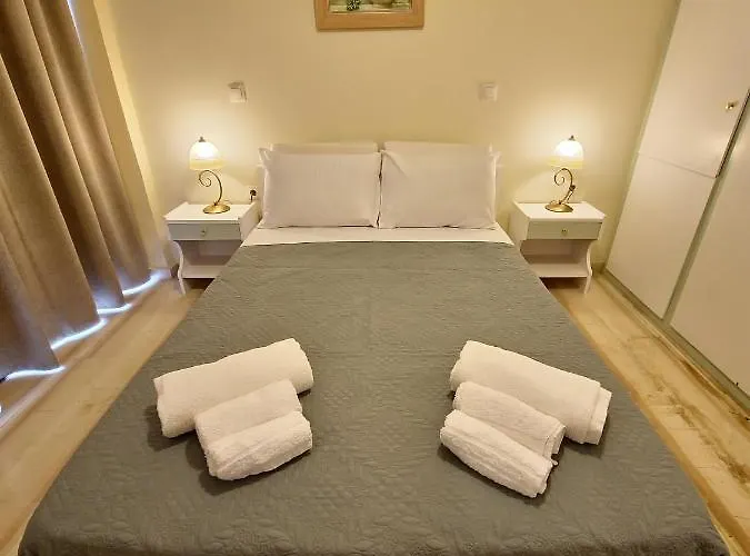 Alexandra 2 לפקימי